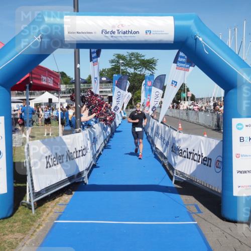 17.08.2025 - KN Förde Triathlon 2025 MichiJ http://msf.ph/oto/8602632 17.08.2025 14:13:59 Laufen 486 meine-sportfotos.de