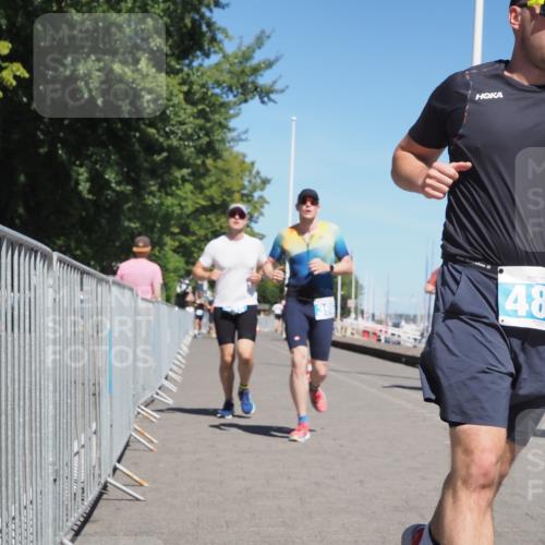 17.08.2025 - KN Förde Triathlon 2025 KatJ http://msf.ph/oto/8602661 17.08.2025 13:44:49 Laufen 396, 435, 486 meine-sportfotos.de