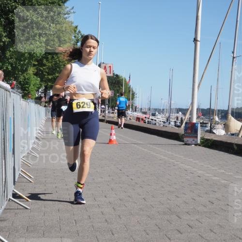 17.08.2025 - KN Förde Triathlon 2025 KatJ http://msf.ph/oto/8602662 17.08.2025 11:55:27 Laufen 267, 288, 370, 629 meine-sportfotos.de