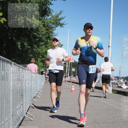 17.08.2025 - KN Förde Triathlon 2025 KatJ http://msf.ph/oto/8602706 17.08.2025 13:44:50 Laufen 396, 435, 486 meine-sportfotos.de