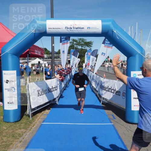 17.08.2025 - KN Förde Triathlon 2025 MichiJ http://msf.ph/oto/8602737 17.08.2025 14:14:01 Laufen 486 meine-sportfotos.de