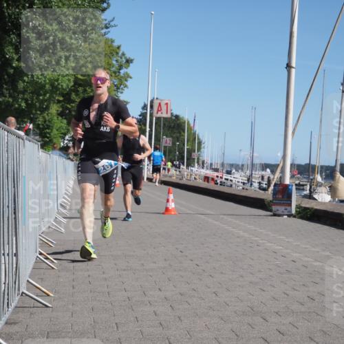 17.08.2025 - KN Förde Triathlon 2025 KatJ http://msf.ph/oto/8602741 17.08.2025 11:55:31 Laufen 267, 288, 370, 629 meine-sportfotos.de