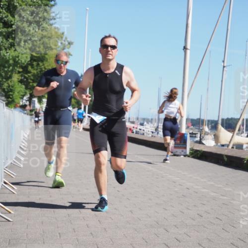 17.08.2025 - KN Förde Triathlon 2025 KatJ http://msf.ph/oto/8602805 17.08.2025 11:55:34 Laufen 267, 288, 370 meine-sportfotos.de