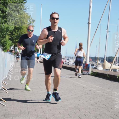 17.08.2025 - KN Förde Triathlon 2025 KatJ http://msf.ph/oto/8602812 17.08.2025 11:55:34 Laufen 267, 288, 370 meine-sportfotos.de