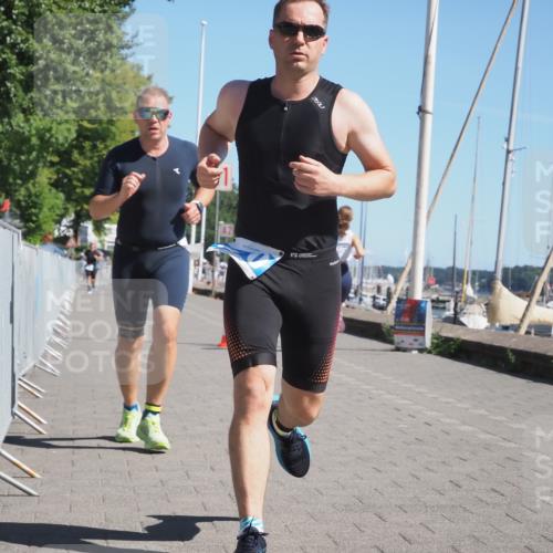 17.08.2025 - KN Förde Triathlon 2025 KatJ http://msf.ph/oto/8602825 17.08.2025 11:55:34 Laufen 267, 288, 370 meine-sportfotos.de