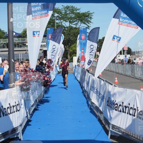 17.08.2025 - KN Förde Triathlon 2025 MichiJ http://msf.ph/oto/8602832 17.08.2025 14:14:12 Laufen 523, 531 meine-sportfotos.de
