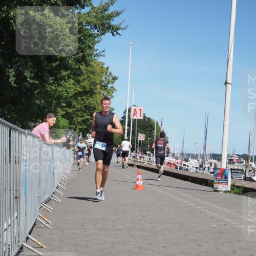 17.08.2025 - KN Förde Triathlon 2025 KatJ http://msf.ph/oto/8602920 17.08.2025 13:45:11 Laufen 491 meine-sportfotos.de