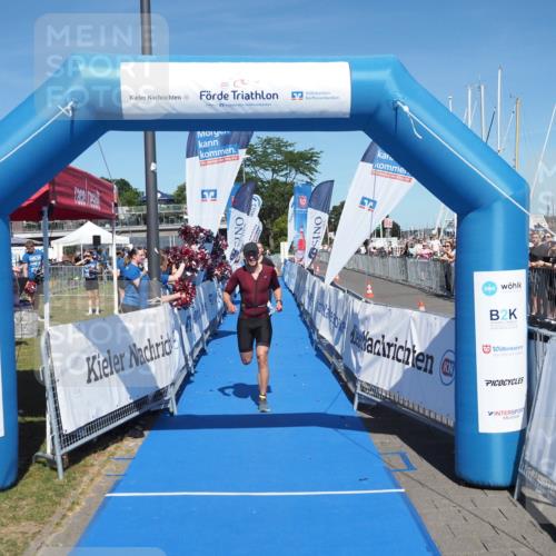17.08.2025 - KN Förde Triathlon 2025 MichiJ http://msf.ph/oto/8602933 17.08.2025 14:14:15 Laufen 523, 531 meine-sportfotos.de