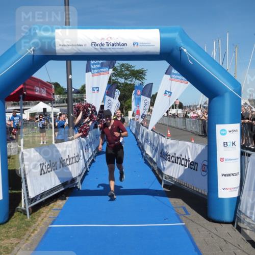 17.08.2025 - KN Förde Triathlon 2025 MichiJ http://msf.ph/oto/8602941 17.08.2025 14:14:15 Laufen 523, 531 meine-sportfotos.de
