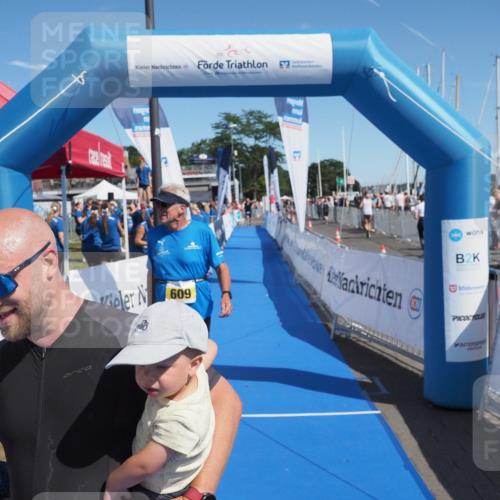 17.08.2025 - KN Förde Triathlon 2025 MichiJ http://msf.ph/oto/8602960 17.08.2025 12:19:49 Laufen 374, 609 meine-sportfotos.de