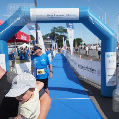 17.08.2025 - KN Förde Triathlon 2025 MichiJ http://msf.ph/oto/8602969 17.08.2025 12:19:50 Laufen 374, 609 meine-sportfotos.de
