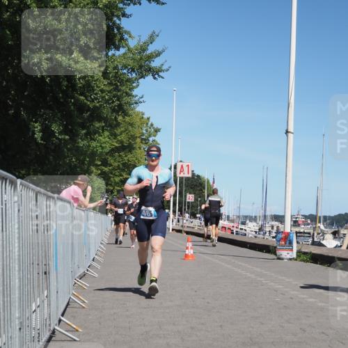 17.08.2025 - KN Förde Triathlon 2025 KatJ http://msf.ph/oto/8603050 17.08.2025 13:45:19 Laufen 411, 432, 461 meine-sportfotos.de