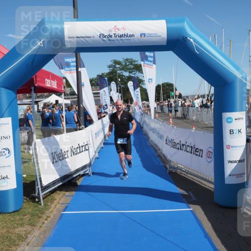 17.08.2025 - KN Förde Triathlon 2025 MichiJ http://msf.ph/oto/8603064 17.08.2025 12:20:01 Laufen 291 meine-sportfotos.de