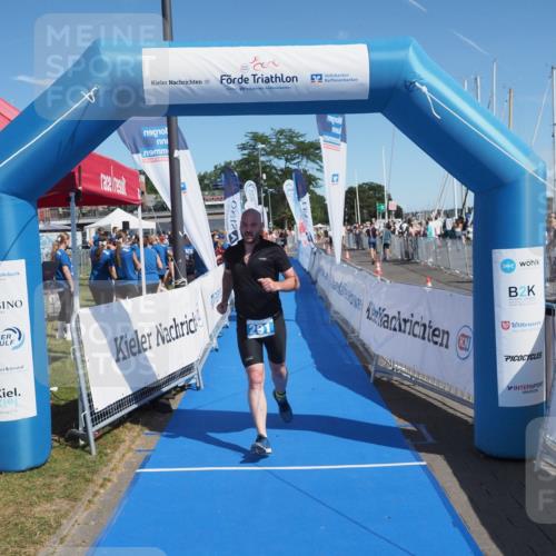 17.08.2025 - KN Förde Triathlon 2025 MichiJ http://msf.ph/oto/8603093 17.08.2025 12:20:02 Laufen 291 meine-sportfotos.de