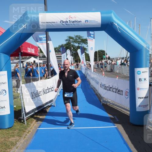 17.08.2025 - KN Förde Triathlon 2025 MichiJ http://msf.ph/oto/8603098 17.08.2025 12:20:02 Laufen 291 meine-sportfotos.de