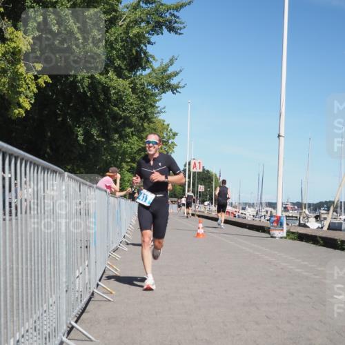 17.08.2025 - KN Förde Triathlon 2025 KatJ http://msf.ph/oto/8603172 17.08.2025 13:45:25 Laufen 411, 432, 479 meine-sportfotos.de