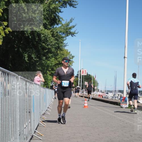 17.08.2025 - KN Förde Triathlon 2025 KatJ http://msf.ph/oto/8603182 17.08.2025 13:45:27 Laufen 411, 432, 479 meine-sportfotos.de