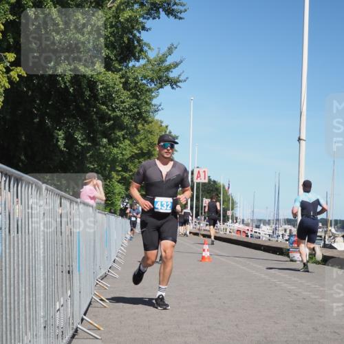 17.08.2025 - KN Förde Triathlon 2025 KatJ http://msf.ph/oto/8603191 17.08.2025 13:45:27 Laufen 411, 432, 479 meine-sportfotos.de