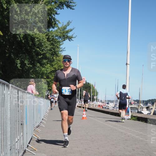 17.08.2025 - KN Förde Triathlon 2025 KatJ http://msf.ph/oto/8603207 17.08.2025 13:45:27 Laufen 411, 432, 479 meine-sportfotos.de