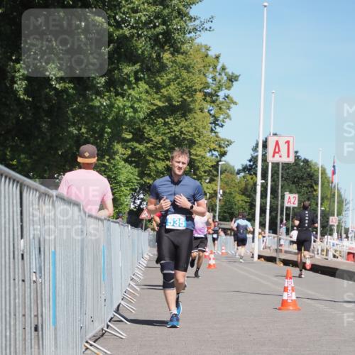17.08.2025 - KN Förde Triathlon 2025 KatJ http://msf.ph/oto/8603237 17.08.2025 13:45:37 Laufen 397, 529, 533, 535 meine-sportfotos.de