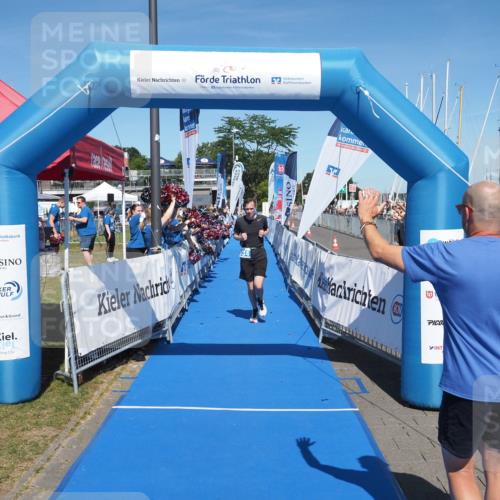 17.08.2025 - KN Förde Triathlon 2025 MichiJ http://msf.ph/oto/8603240 17.08.2025 14:15:17 Laufen 534 meine-sportfotos.de
