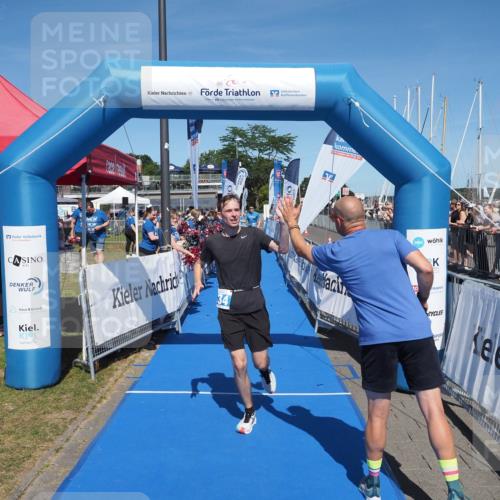 17.08.2025 - KN Förde Triathlon 2025 MichiJ http://msf.ph/oto/8603299 17.08.2025 14:15:19 Laufen 492, 534 meine-sportfotos.de