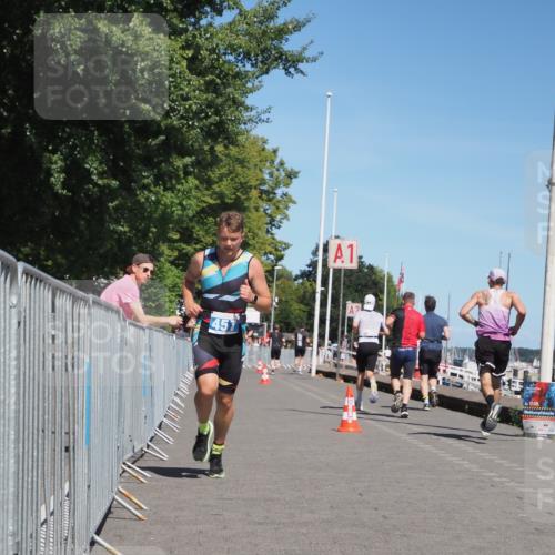 17.08.2025 - KN Förde Triathlon 2025 KatJ http://msf.ph/oto/8603460 17.08.2025 13:45:52 Laufen 443, 457 meine-sportfotos.de