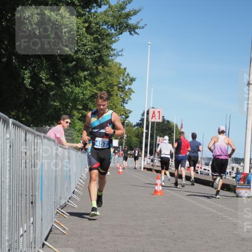 17.08.2025 - KN Förde Triathlon 2025 KatJ http://msf.ph/oto/8603468 17.08.2025 13:45:52 Laufen 443, 457 meine-sportfotos.de