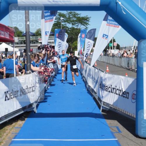 17.08.2025 - KN Förde Triathlon 2025 MichiJ http://msf.ph/oto/8603494 17.08.2025 14:18:05 Laufen 495, 526 meine-sportfotos.de