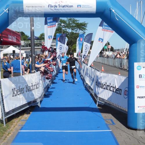 17.08.2025 - KN Förde Triathlon 2025 MichiJ http://msf.ph/oto/8603498 17.08.2025 14:18:05 Laufen 495, 526 meine-sportfotos.de