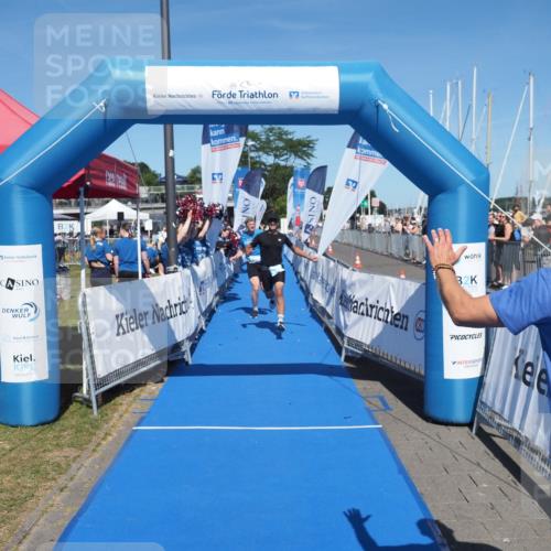 17.08.2025 - KN Förde Triathlon 2025 MichiJ http://msf.ph/oto/8603533 17.08.2025 14:18:06 Laufen 495, 526 meine-sportfotos.de