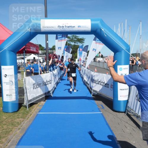 17.08.2025 - KN Förde Triathlon 2025 MichiJ http://msf.ph/oto/8603545 17.08.2025 14:18:06 Laufen 495, 526 meine-sportfotos.de