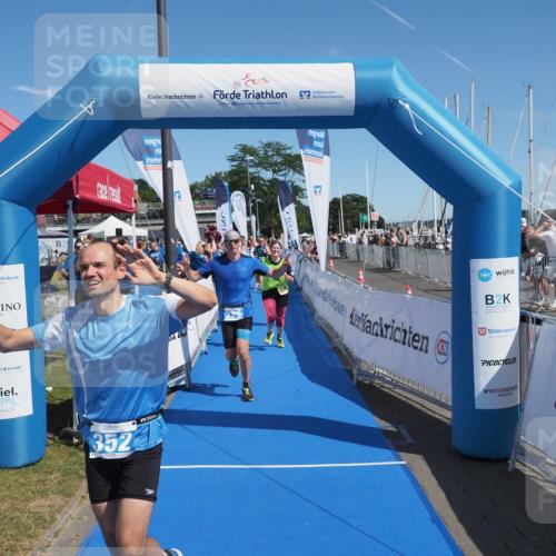 17.08.2025 - KN Förde Triathlon 2025 MichiJ http://msf.ph/oto/8603595 17.08.2025 12:20:24 Laufen 325, 352, 364, 607 meine-sportfotos.de
