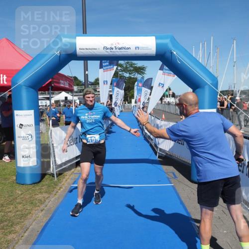 17.08.2025 - KN Förde Triathlon 2025 MichiJ http://msf.ph/oto/8603619 17.08.2025 14:18:08 Laufen 495, 526 meine-sportfotos.de