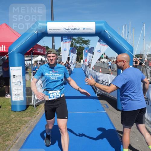 17.08.2025 - KN Förde Triathlon 2025 MichiJ http://msf.ph/oto/8603640 17.08.2025 14:18:08 Laufen 495, 526 meine-sportfotos.de