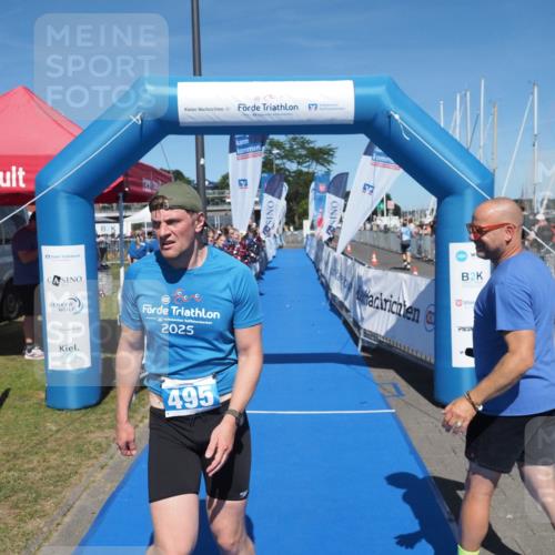 17.08.2025 - KN Förde Triathlon 2025 MichiJ http://msf.ph/oto/8603649 17.08.2025 14:18:09 Laufen 495, 526 meine-sportfotos.de