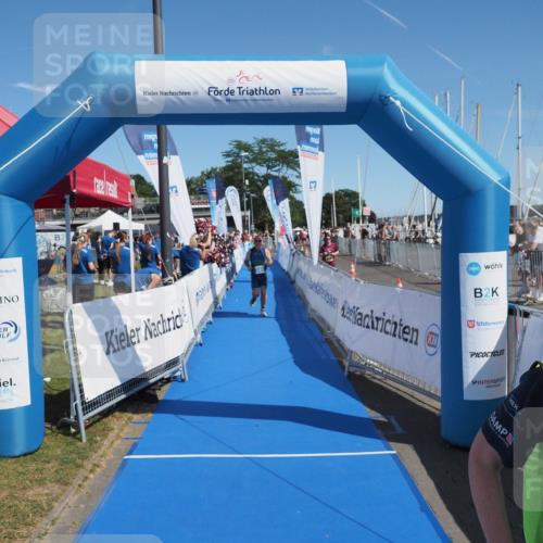 17.08.2025 - KN Förde Triathlon 2025 MichiJ http://msf.ph/oto/8603705 17.08.2025 12:20:27 Laufen 325, 348, 352, 607 meine-sportfotos.de
