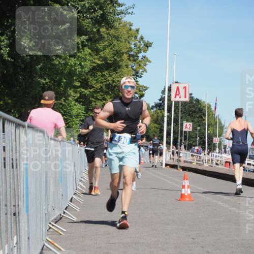 17.08.2025 - KN Förde Triathlon 2025 KatJ http://msf.ph/oto/8603723 17.08.2025 13:46:23 Laufen 448, 459, 490 meine-sportfotos.de