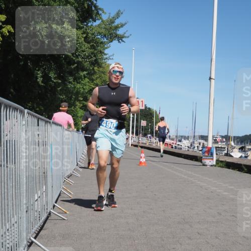 17.08.2025 - KN Förde Triathlon 2025 KatJ http://msf.ph/oto/8603760 17.08.2025 13:46:25 Laufen 448, 459, 490 meine-sportfotos.de