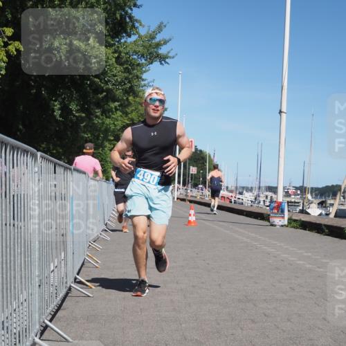 17.08.2025 - KN Förde Triathlon 2025 KatJ http://msf.ph/oto/8603770 17.08.2025 13:46:25 Laufen 448, 459, 490 meine-sportfotos.de