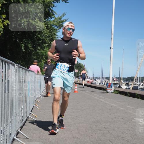 17.08.2025 - KN Förde Triathlon 2025 KatJ http://msf.ph/oto/8603788 17.08.2025 13:46:26 Laufen 448, 459, 490 meine-sportfotos.de