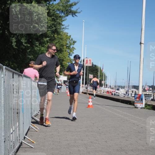 17.08.2025 - KN Förde Triathlon 2025 KatJ http://msf.ph/oto/8603793 17.08.2025 13:46:27 Laufen 448, 459, 490 meine-sportfotos.de