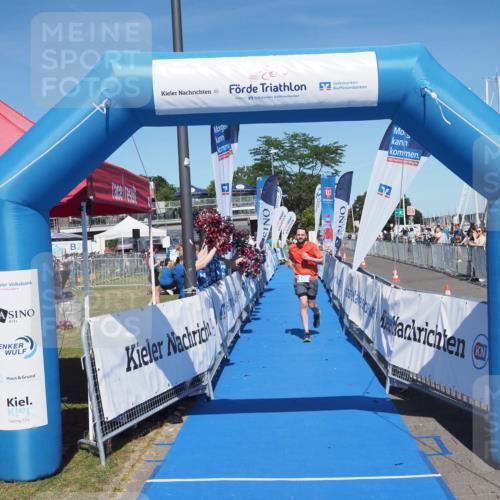 17.08.2025 - KN Förde Triathlon 2025 MichiJ http://msf.ph/oto/8603951 17.08.2025 14:18:59 Laufen 485 meine-sportfotos.de