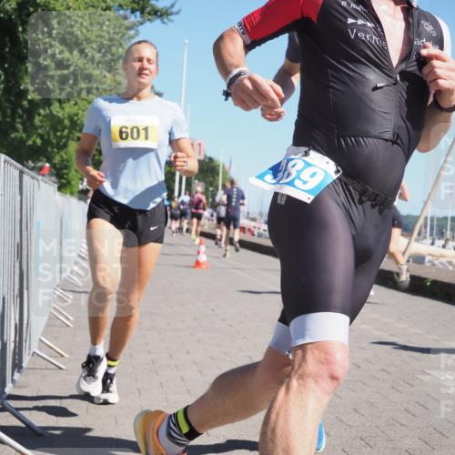 17.08.2025 - KN Förde Triathlon 2025 KatJ http://msf.ph/oto/8603985 17.08.2025 11:56:56 Laufen 297, 373, 389, 601, 622 meine-sportfotos.de