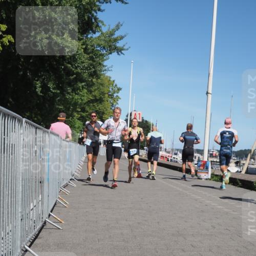 17.08.2025 - KN Förde Triathlon 2025 KatJ http://msf.ph/oto/8604024 17.08.2025 13:46:50 Laufen 460, 473, 493, 502 meine-sportfotos.de