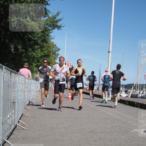 17.08.2025 - KN Förde Triathlon 2025 KatJ http://msf.ph/oto/8604043 17.08.2025 13:46:51 Laufen 460, 473, 493, 502 meine-sportfotos.de