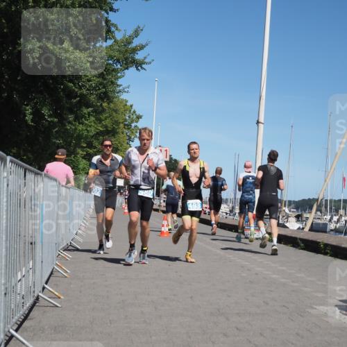 17.08.2025 - KN Förde Triathlon 2025 KatJ http://msf.ph/oto/8604048 17.08.2025 13:46:51 Laufen 460, 473, 493, 502 meine-sportfotos.de