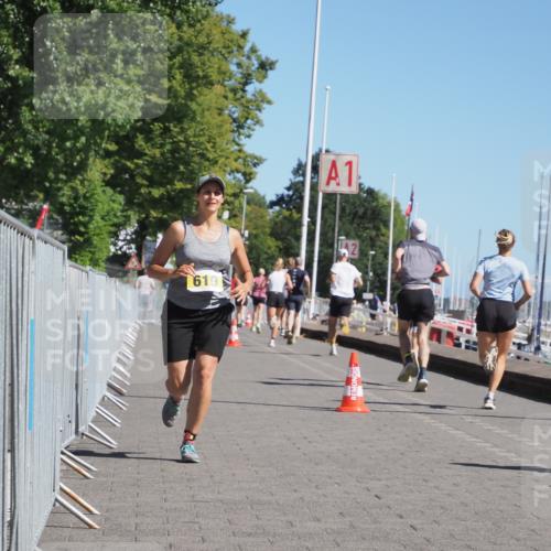 17.08.2025 - KN Förde Triathlon 2025 KatJ http://msf.ph/oto/8604068 17.08.2025 11:57:04 Laufen 619 meine-sportfotos.de