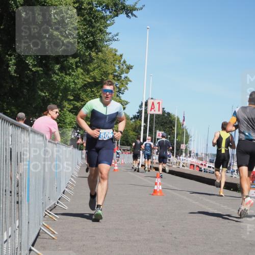 17.08.2025 - KN Förde Triathlon 2025 KatJ http://msf.ph/oto/8604159 17.08.2025 13:46:59 Laufen 506 meine-sportfotos.de