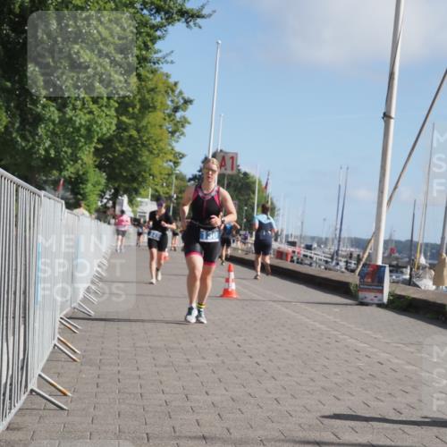 17.08.2025 - KN Förde Triathlon 2025 KatJ http://msf.ph/oto/8604172 17.08.2025 10:27:12 Laufen 130, 142, 196 meine-sportfotos.de